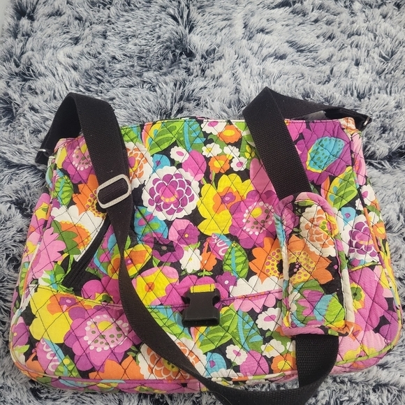 Vera Bradley Messenger Bag in VA VA BLOOM - Picture 5 of 5